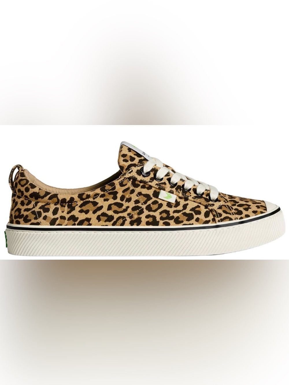 Cariuma OCA Low Leopard Print Canvas Sneakers | Size 10 | Worn Twice